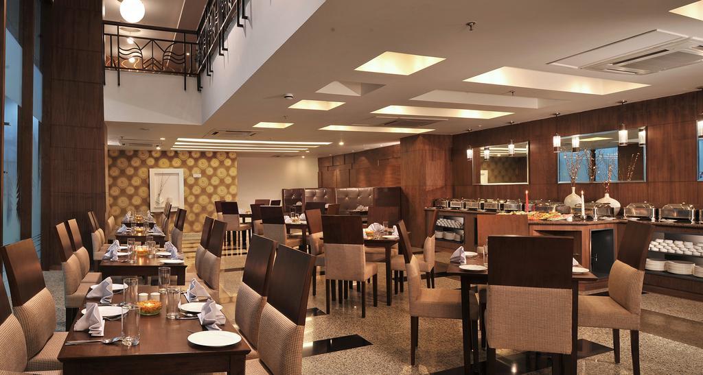 Comfort Inn Tulip Heights Bathinda Esterno foto