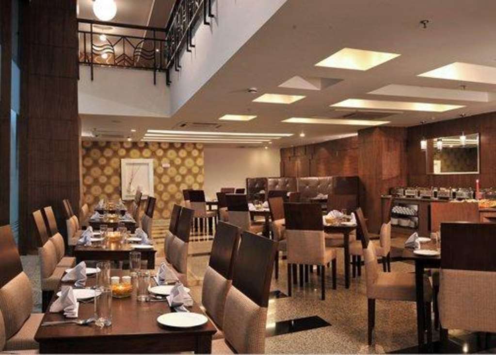 Comfort Inn Tulip Heights Bathinda Ristorante foto